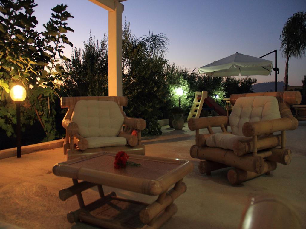 I Giardini Di Elencosta Bed & Breakfast 3*