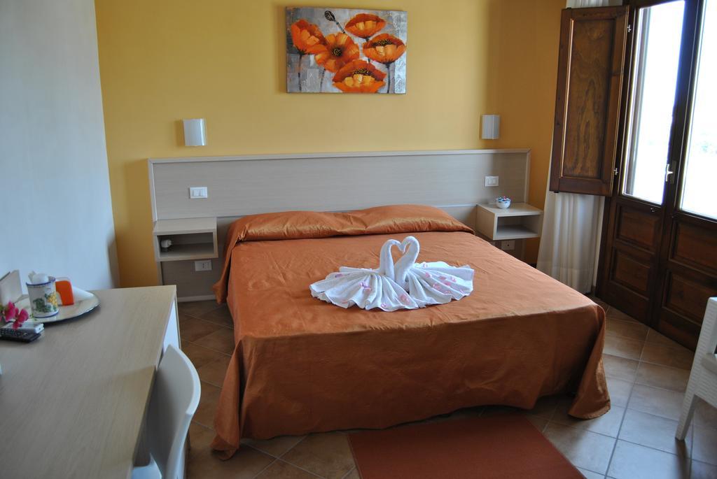 Bed & Breakfast I Giardini Di Elencosta Rilievo
