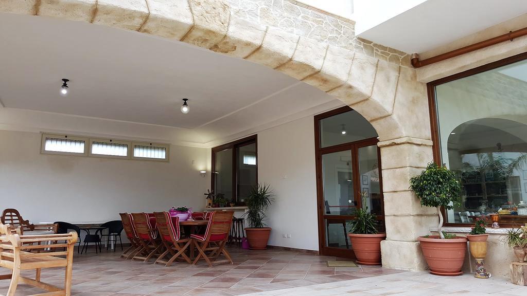 Bed & Breakfast I Giardini Di Elencosta 3*