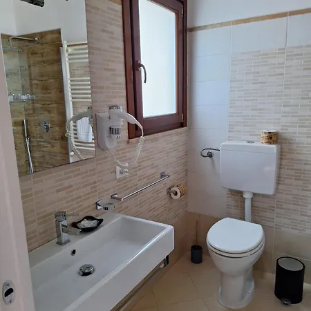 Bed and Breakfast I Giardini Di Elencosta Rilievo Exterior foto