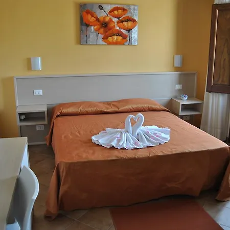 Bed and Breakfast I Giardini Di Elencosta Rilievo Zimmer foto